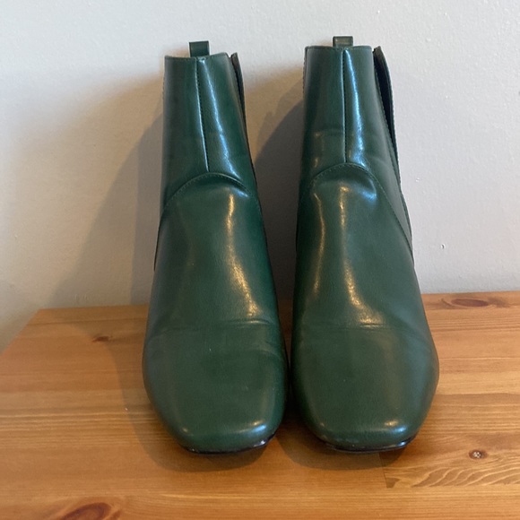 ASOS Chelsea Boot US size 10 (wide) - Picture 5 of 5